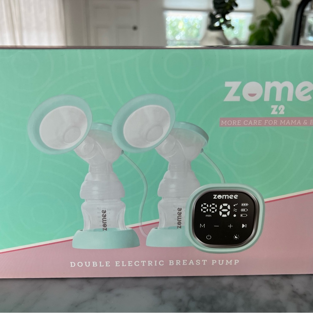 Zomee breast pump
